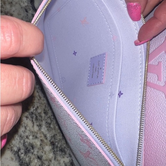 Louis Vuitton Neverfull MM Sunrise Pastel - Picture 9 of 15